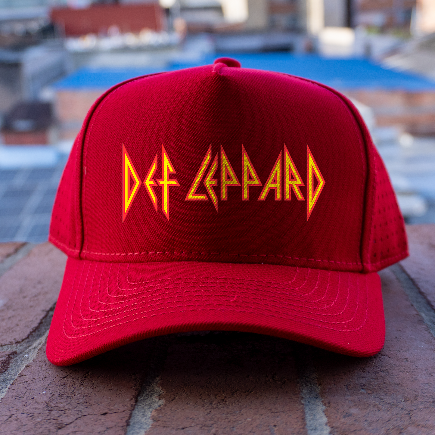 Gorra 5 Paneles Def Leppard Rojo