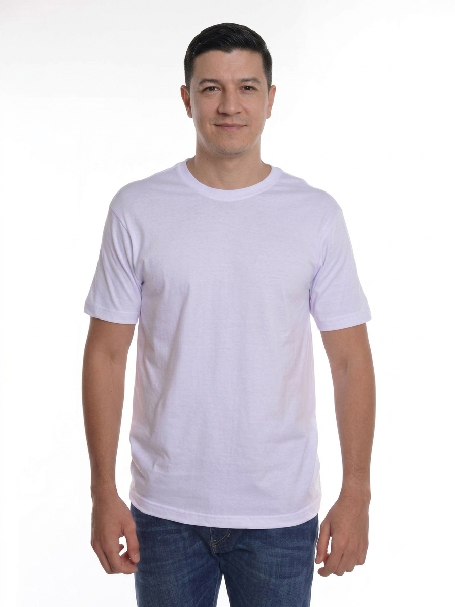 Camiseta Básica Regular Fit Blanca - modelo