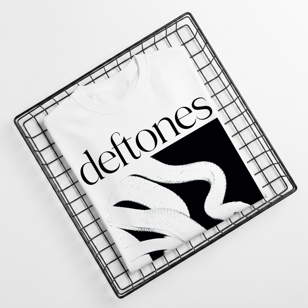 Camiseta Algodón Deftones Serpiente Negra