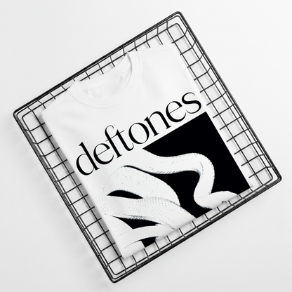 Camiseta Algodón Deftones Serpiente Negra