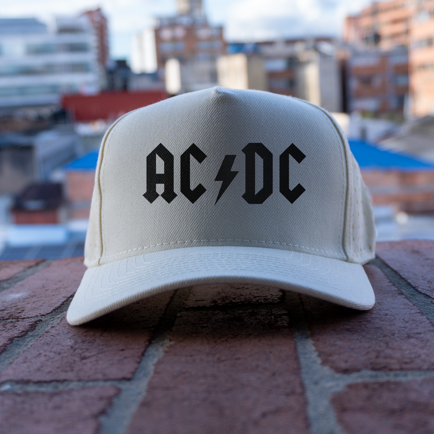 Gorra 5 Paneles AC/DC Logo - Diseño Estampado | Microperforada | Karisma