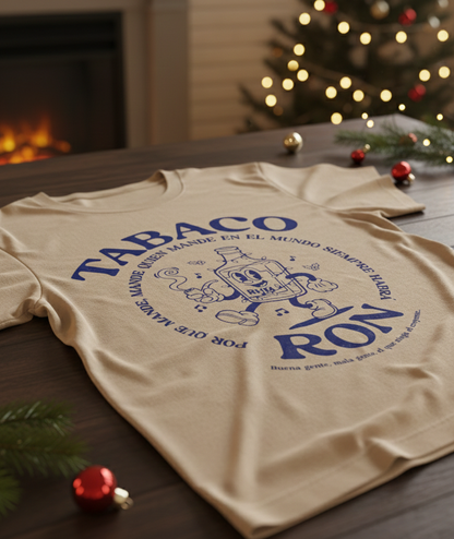 Camiseta Navideña Tabaco y Ron Azul