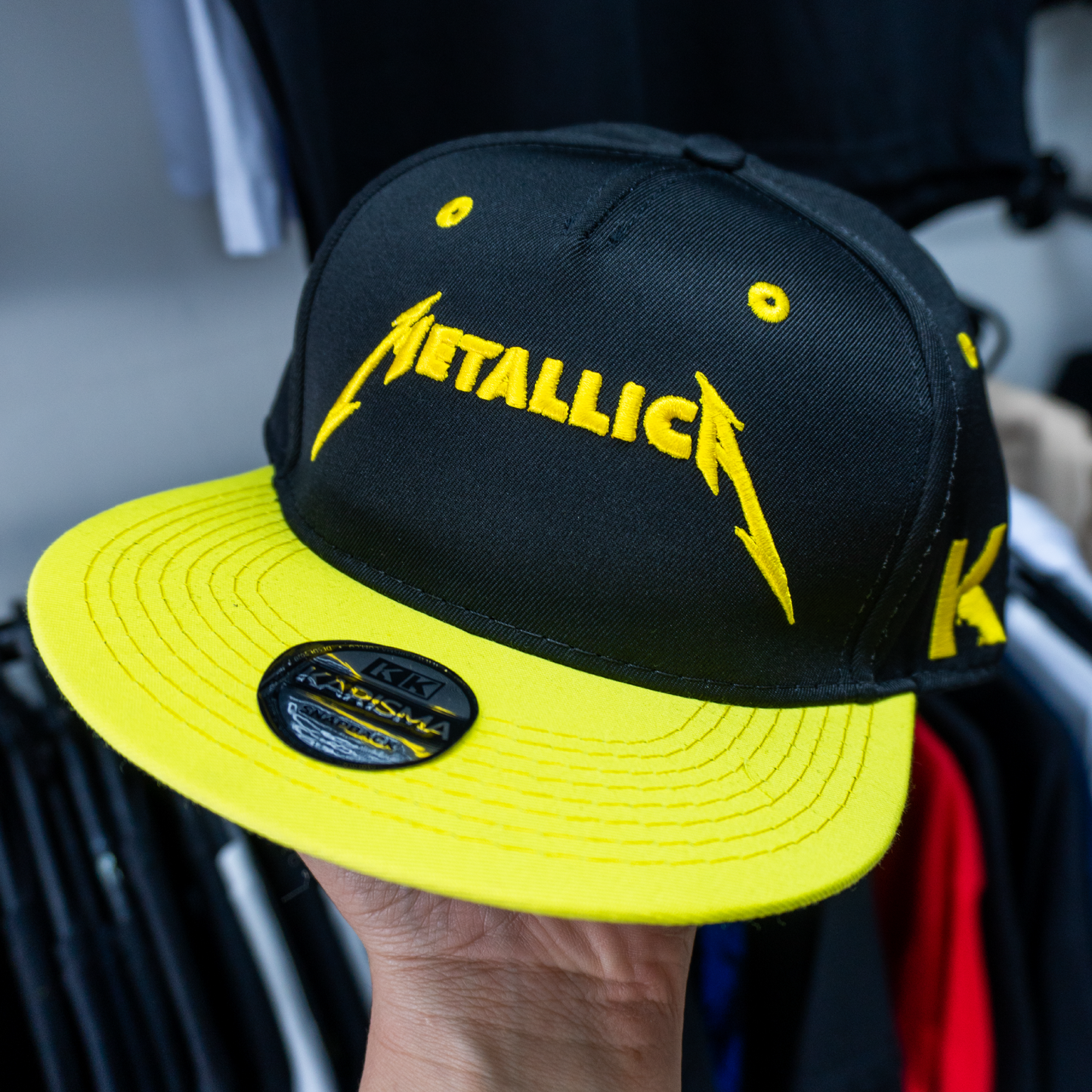 Gorra Snapback Metallica | Logo Premium Doble Tono | Karisma