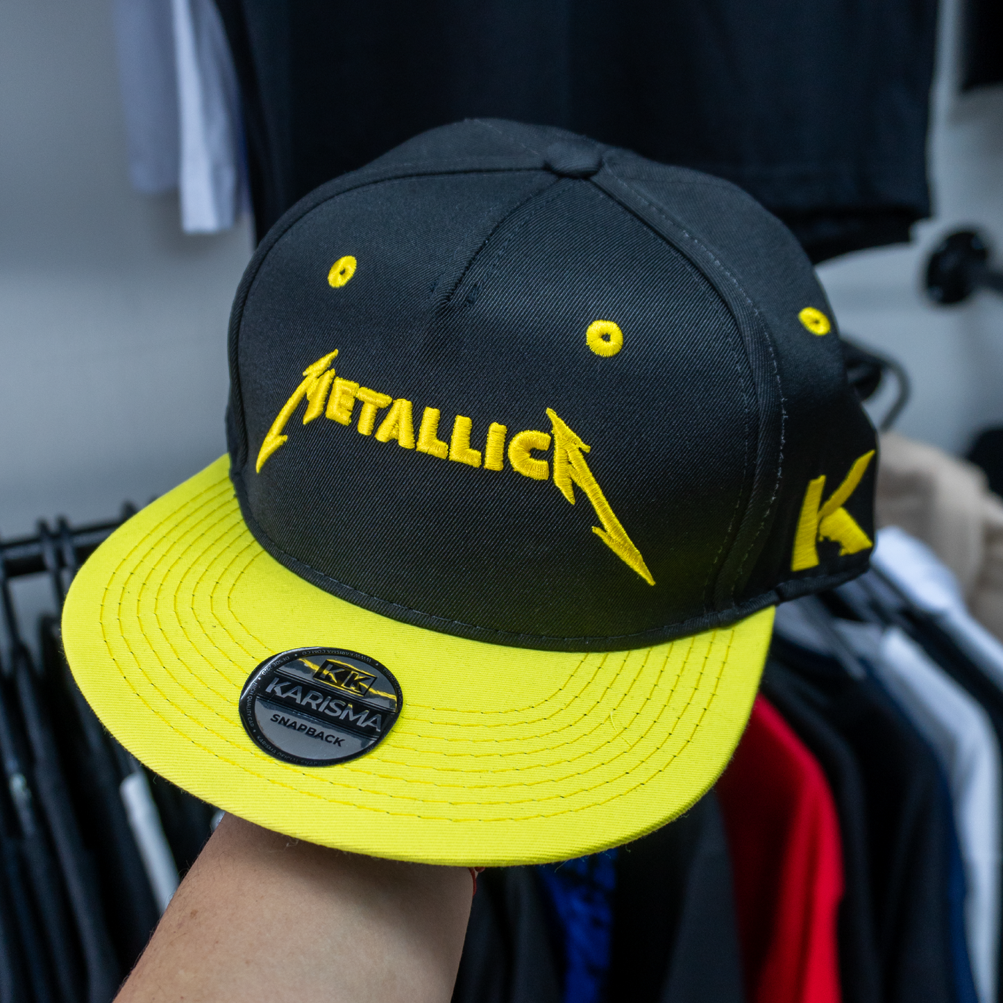 Gorra Snapback Metallica | Logo Premium Doble Tono | Karisma