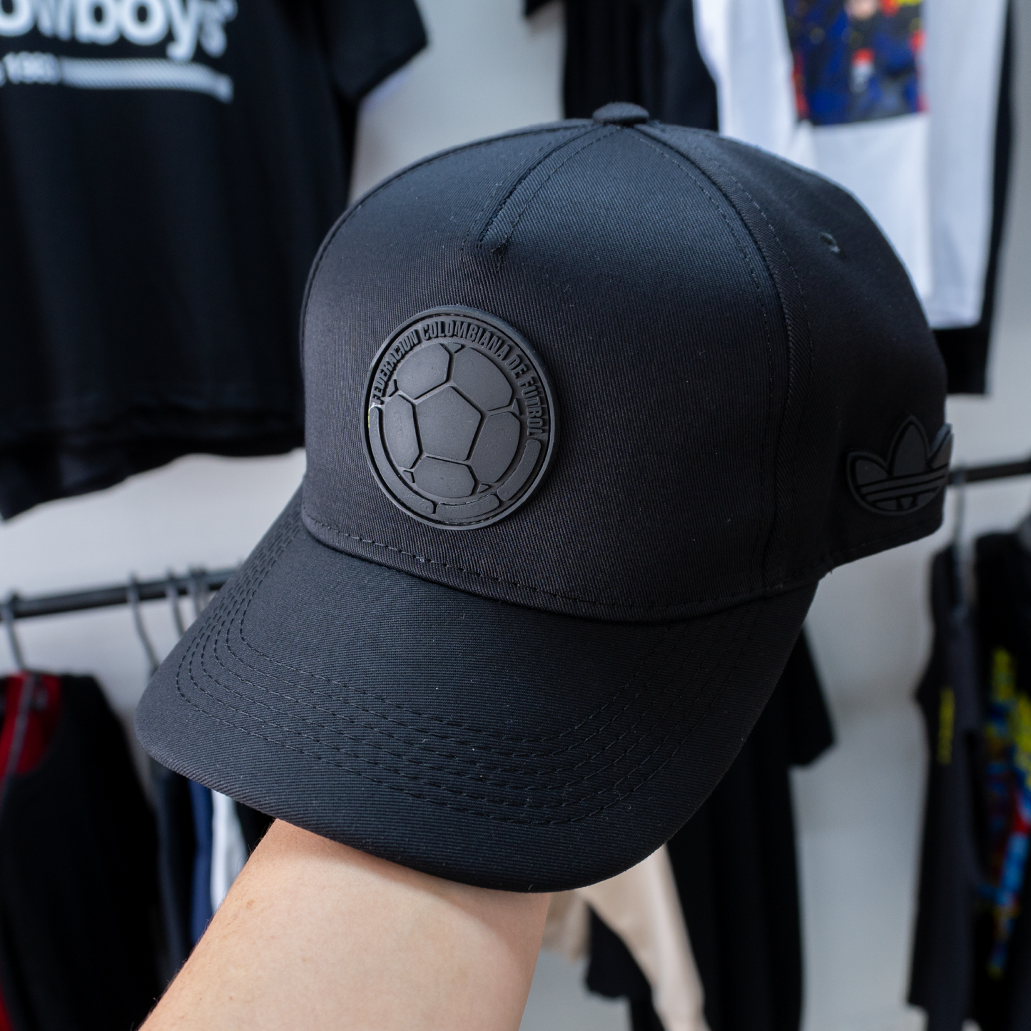 Gorra Selección Colombia Mundial 2026 | Negro | Karisma