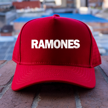 Gorra 5 Paneles Ramones Rojo